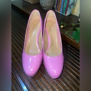 Naturalizer Women's Vibrant‎ Pink Heels